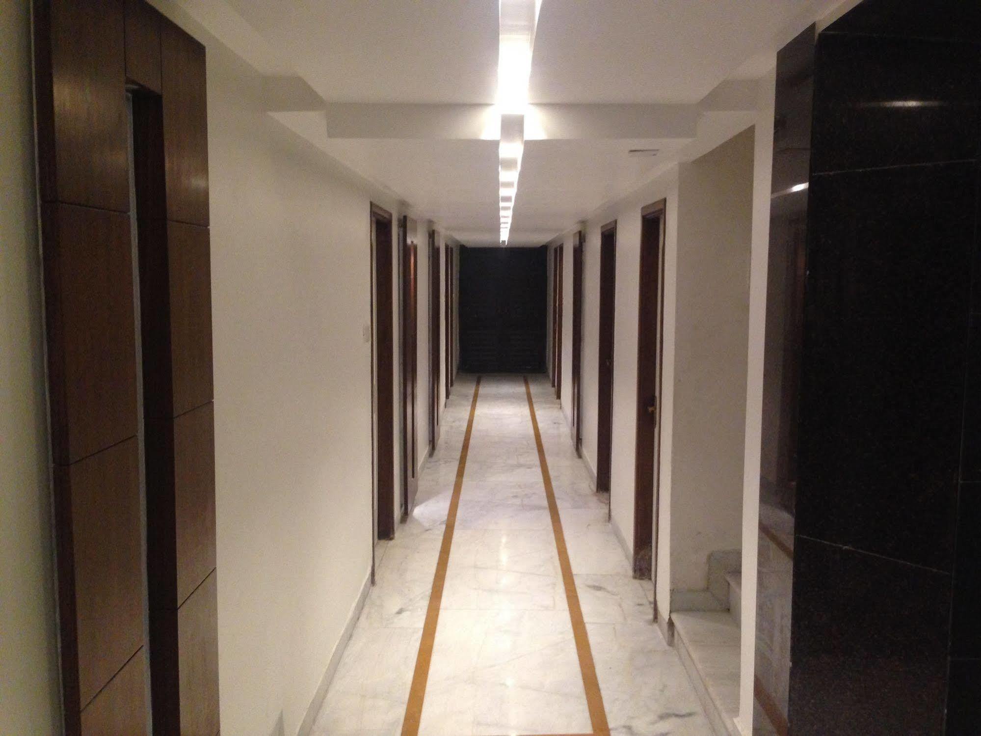Hotel Namaskar Amritsar Exteriör bild