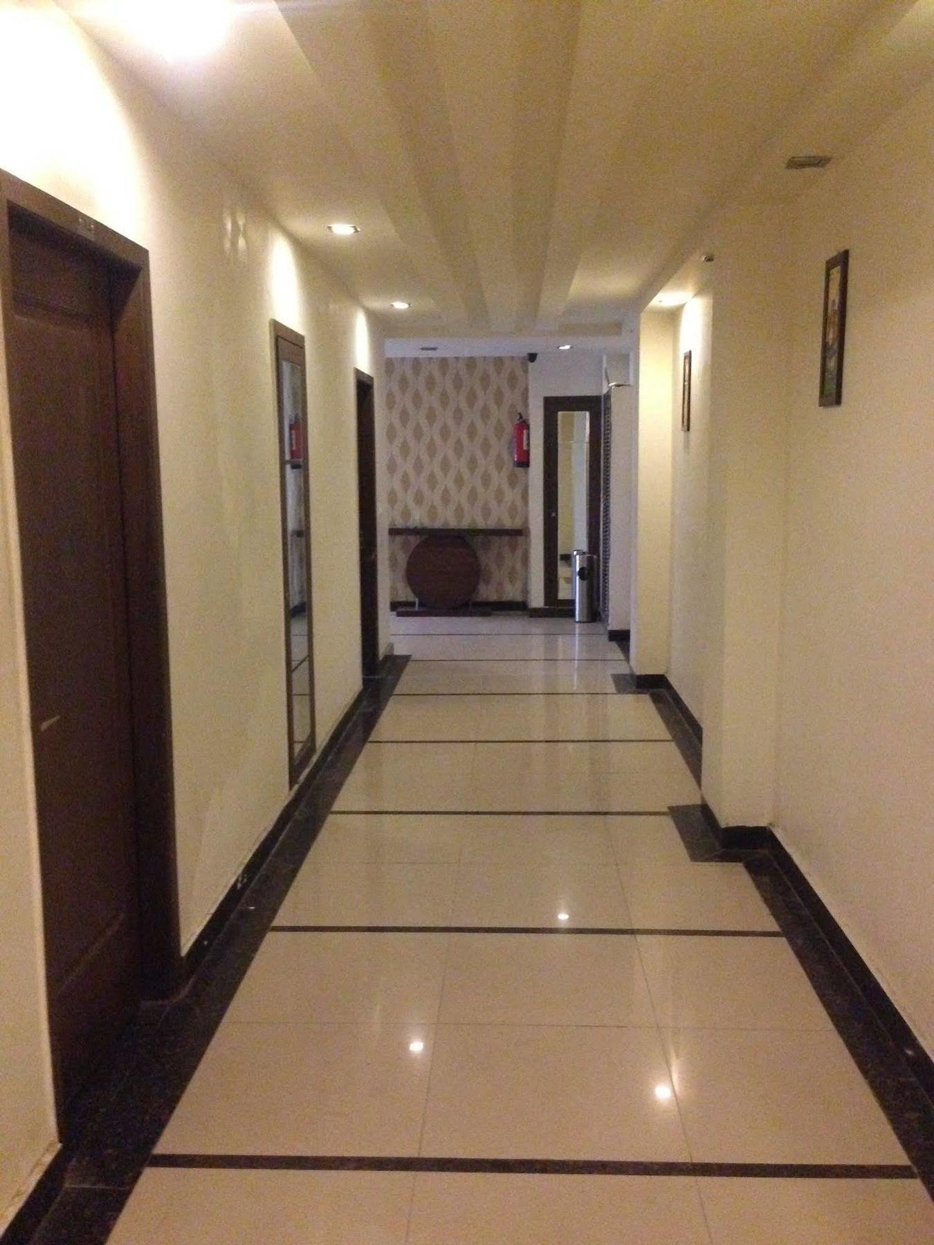 Hotel Namaskar Amritsar Exteriör bild