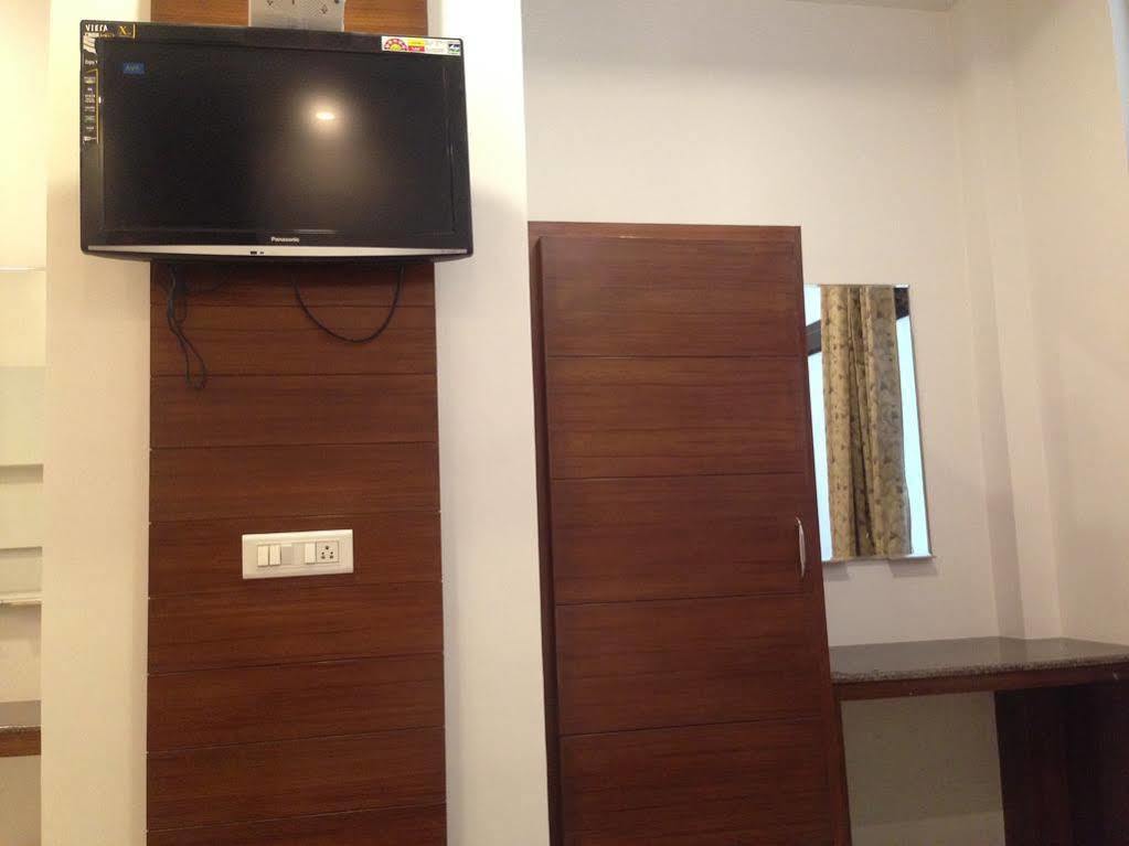 Hotel Namaskar Amritsar Exteriör bild