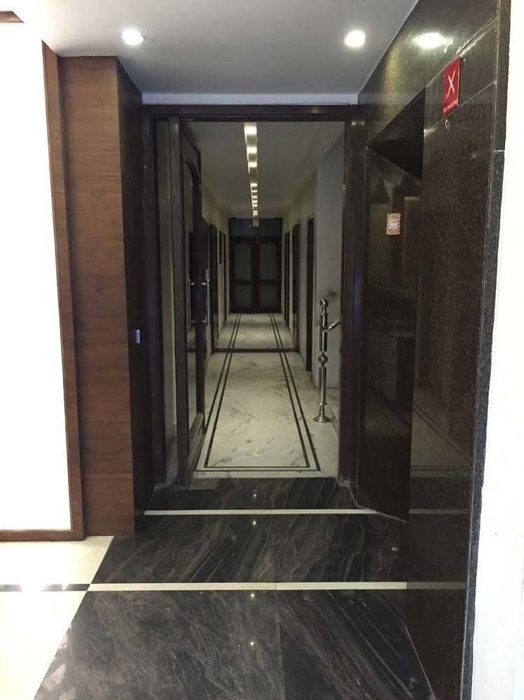 Hotel Namaskar Amritsar Exteriör bild